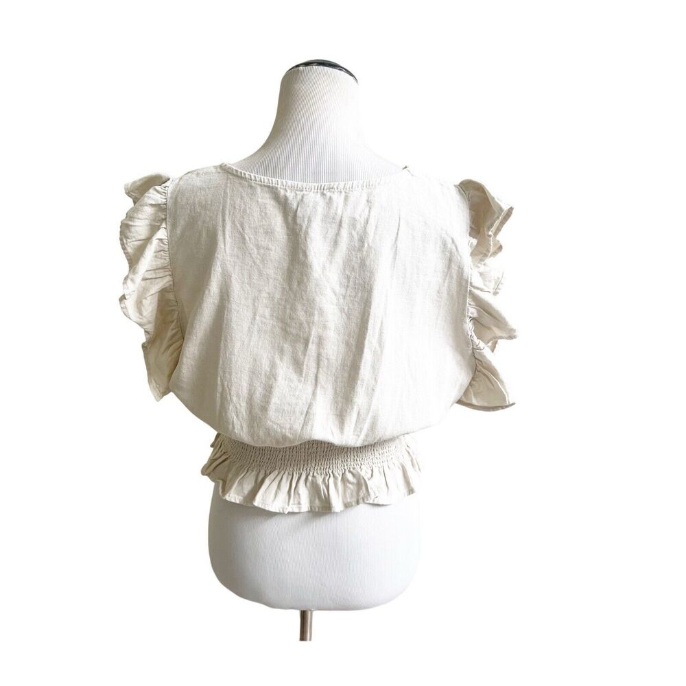 Cupcakes And Cashmere Linen Ruffled Smocked Cropped Blouse Size Medium - Picture 2 of 8
